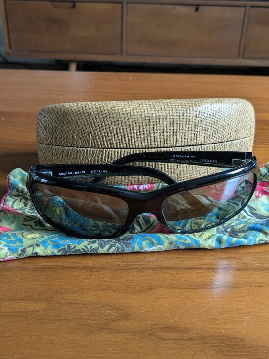 Maui Jim Lagoon Polarized Sunglasses with Case